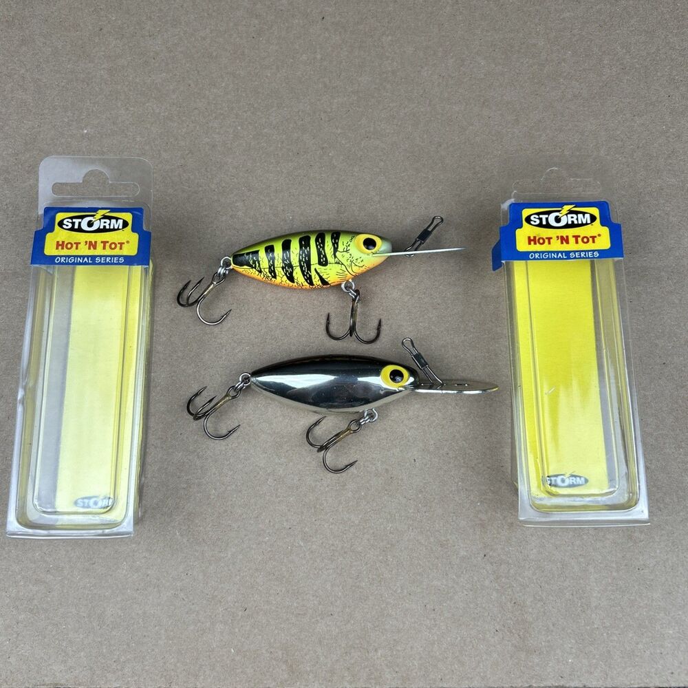 Storm Hot N Tot Crankbait Lot Of 2 Silver Naturalized Perch NEW